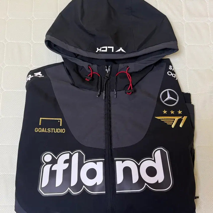 [BUNJANG] T1 Faker Marked 2023 Worlds Uniform Windbreaker - Size L / T1 티원 페이커 마킹 L 2023 월즈 유니폼 바람막이