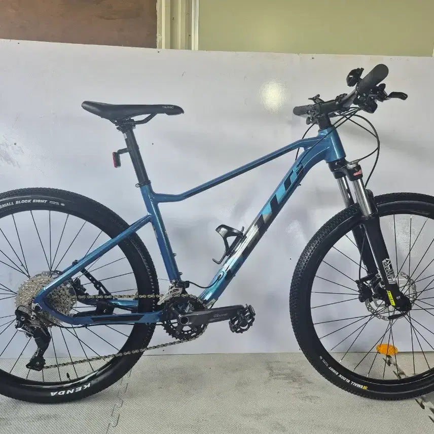 [BUNJANG] 2021 Cello XC10 Aluminum MTB Bicycle / 2021년형 첼로 xc10 MTB 자전거