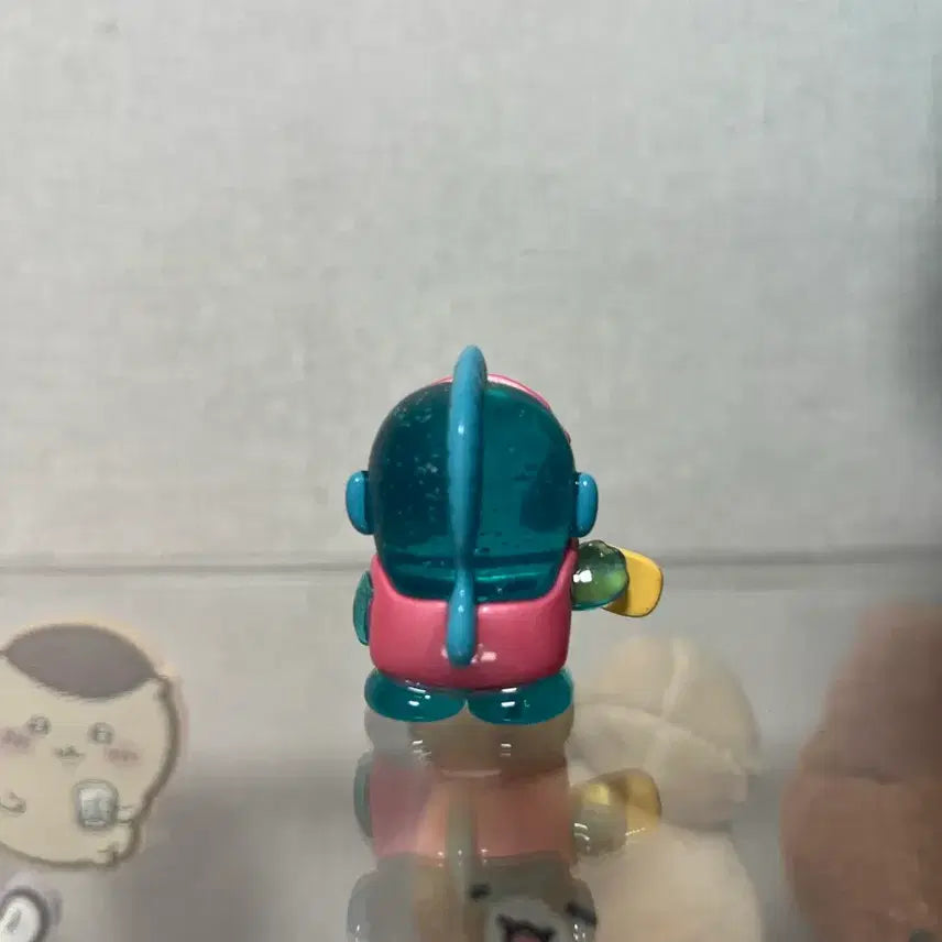 [BUNJANG] Sanrio Hangyodon Supermarket Clerk Glitter Figure / 아트박스 - 산리오 한교동 슈퍼마켓 멤버데이 점원 글리터 판매