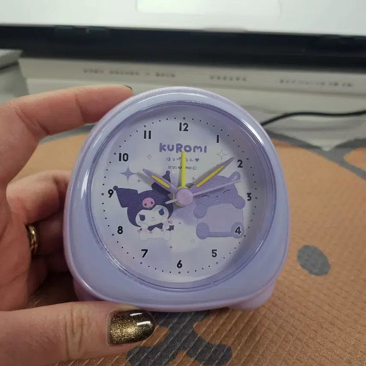 [BUNJANG] Kuromi Desk Clock / 쿠로미 탁상시계
