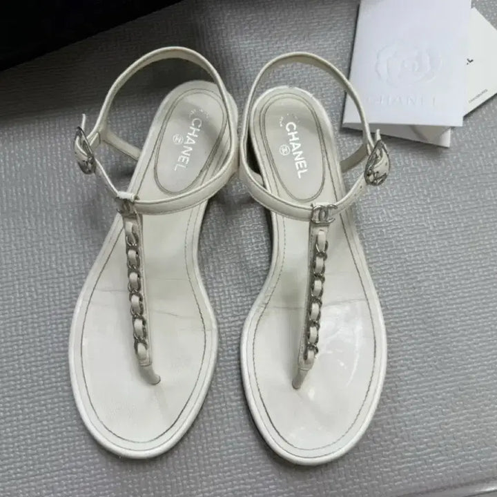 [BUNJANG] Chanel Sandals Size 37 / (정품) 샤넬 샌들 (37)