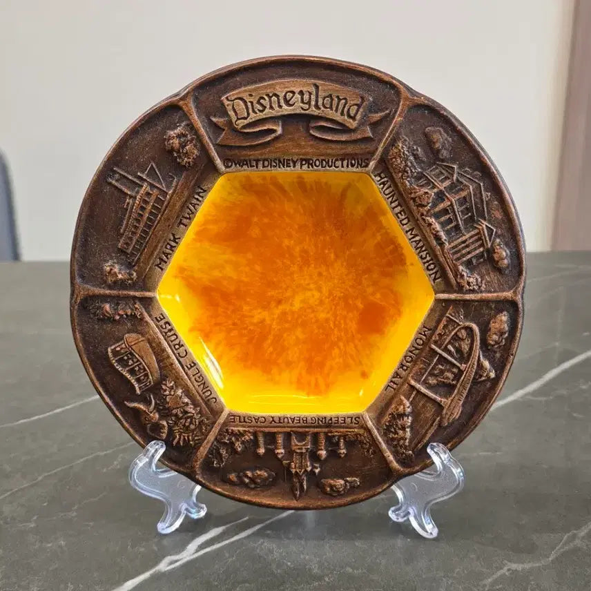 [BUNJANG] 1980s Disneyland Ceramic Plate / 1980 미국 디즈니랜드 세라믹 접시