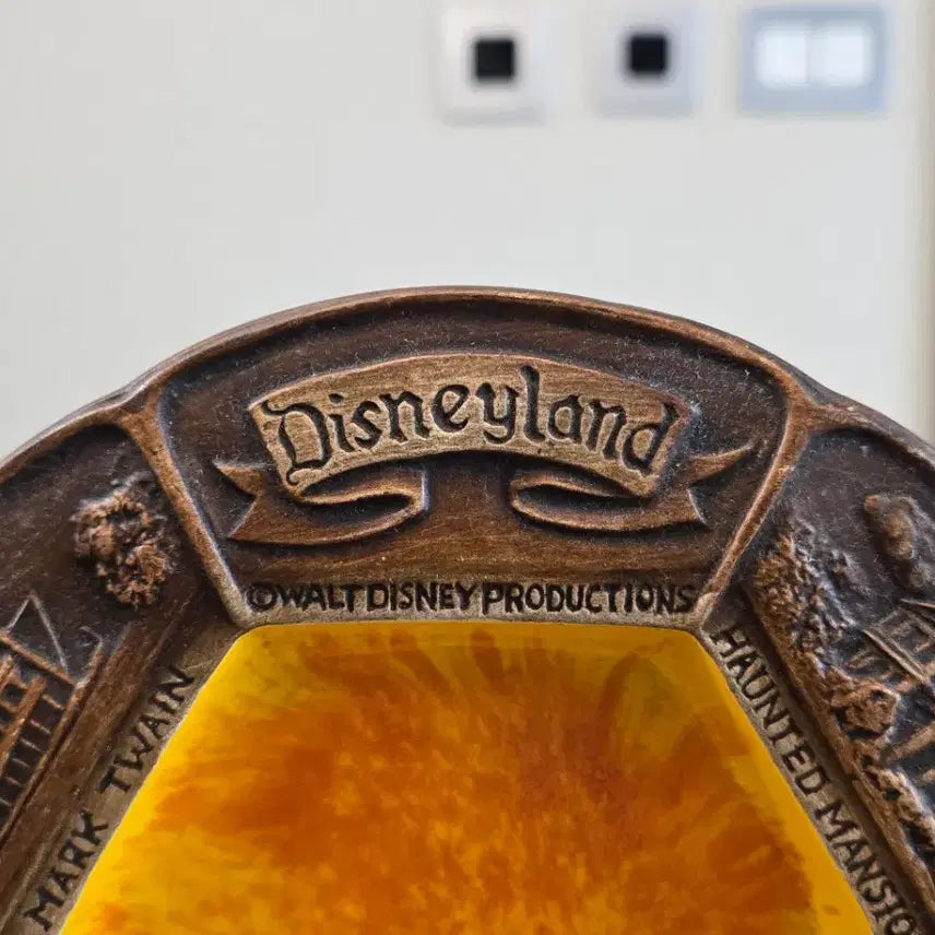 [BUNJANG] 1980s Disneyland Ceramic Plate / 1980 미국 디즈니랜드 세라믹 접시