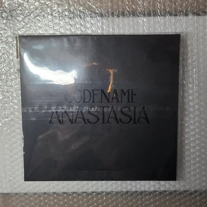 [BUNJANG] CODE:ANNA Jenia Birthday Acrylic Standee (Sealed) / 코드아나 제냐 생일 아크릴 스텐드 미개봉