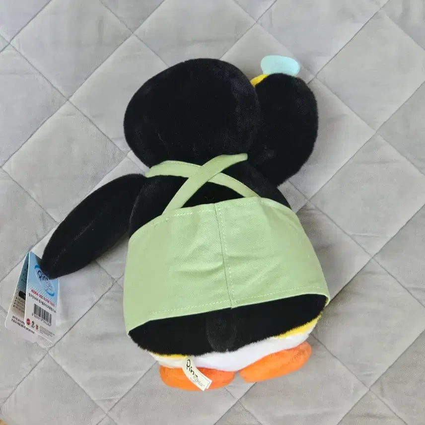 [BUNJANG] Florist Pingu Medium Plush Doll / (새상품) 플로리스트 핑구 중형 인형