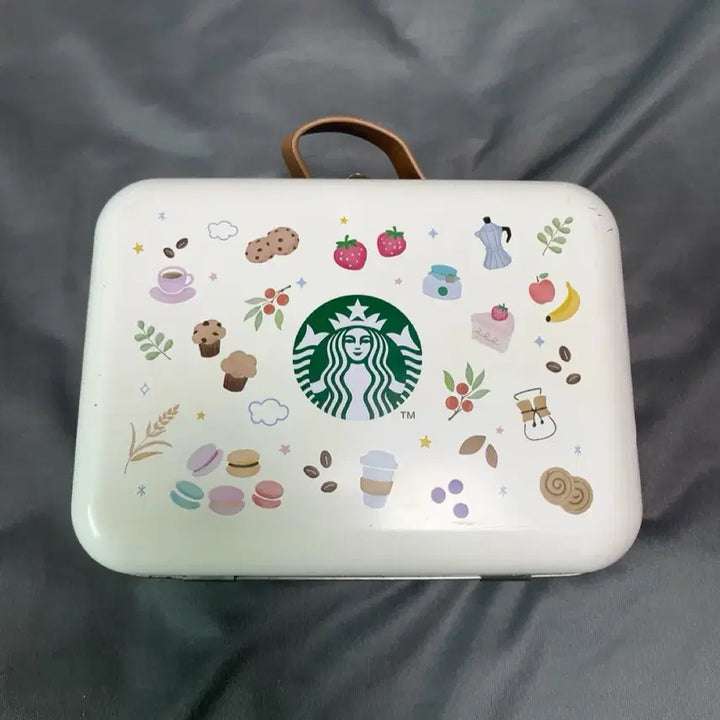 [BUNJANG] Starbucks Everland Collaboration Limited Edition Tin Case Mini Bag / 스타벅스 에버랜드 콜라보 한정판 틴케이스 미니가방