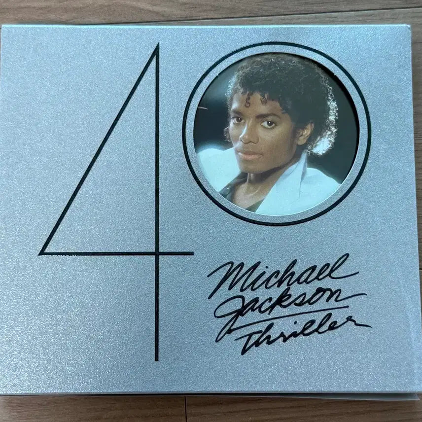 [BUNJANG] Michael Jackson Thriller 40 40th Anniversary European Edition 2CD / [미사용품] 마이클 잭슨 Thriller 40 (40주년) 유럽반 2CD