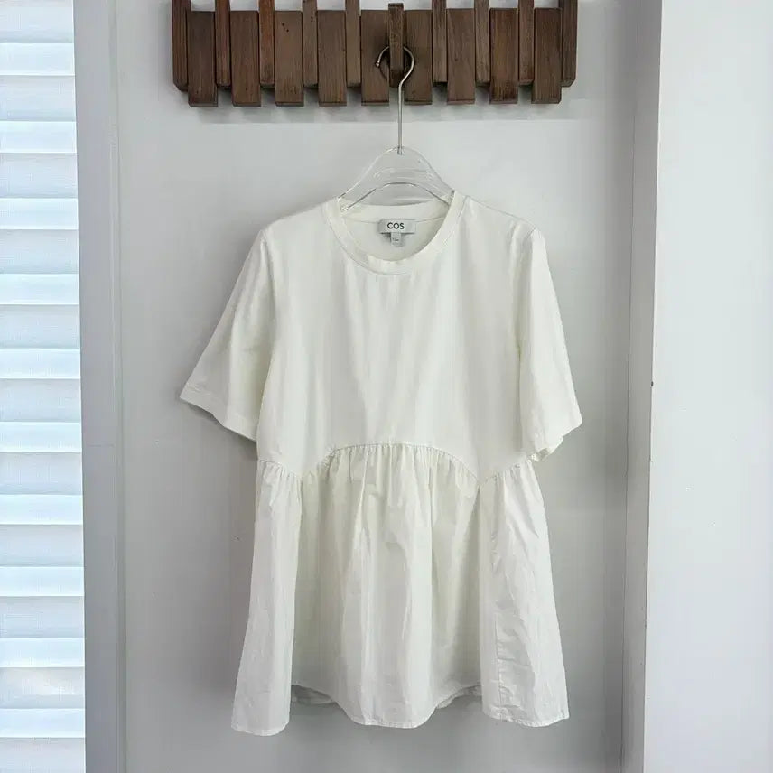 [BUNJANG] COS Shirring Flare Line Blouse / 코스 반팔 블라우스