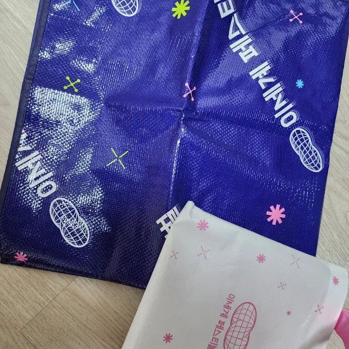 [BUNJANG] Isekai Idol Merchandise Bundle / 이세계 아이돌 굿즈 이세돌