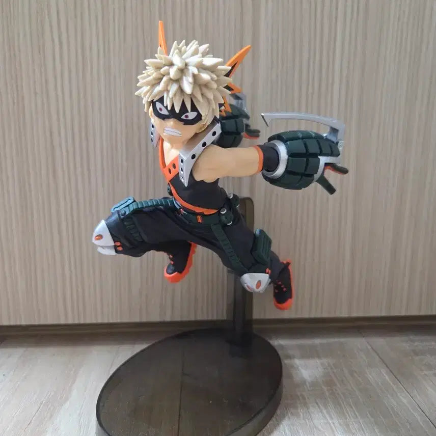 [BUNJANG] Katsuki Bakugo Figure / 바쿠고 피규어4
