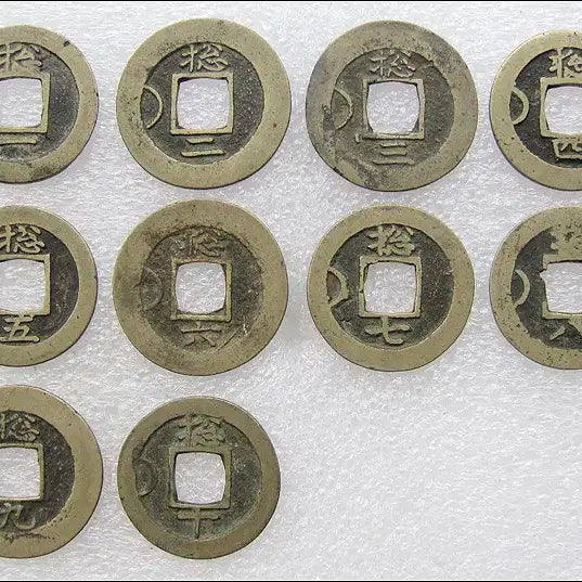 [BUNJANG] Joseon Dynasty Yeongjo 33rd Year (1757) Sangpyeong Tongbo Coin Set (Left-Jupwolpyo, 10 Coins) / 조선 영조33년(1757) 상평통보 총 : 좌접월표 : 1~10(348)