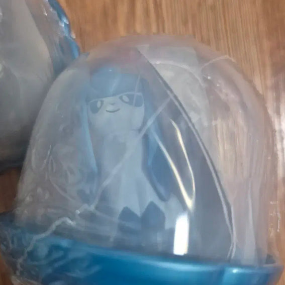 [BUNJANG] Sealed Glaceon Dome Figure / [미개봉]포켓몬 글레이시아 돔 피규어