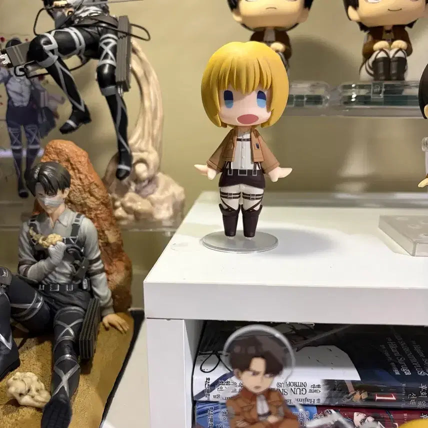 [BUNJANG] Hello Smile Armin Unsealed Figure / 헬로 스마일 아르민  팝니다(개봉품)