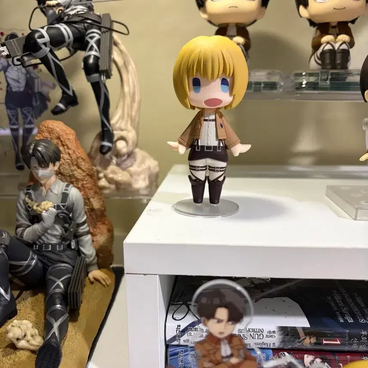 [BUNJANG] Hello Smile Armin Unsealed Figure / 헬로 스마일 아르민  팝니다(개봉품)
