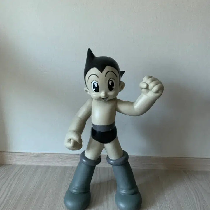 [BUNJANG] Astro Boy Black and White Figure / 아톰 흑백피규어