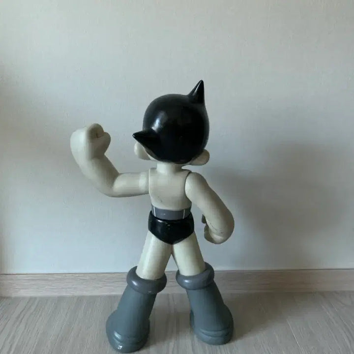[BUNJANG] Astro Boy Black and White Figure / 아톰 흑백피규어