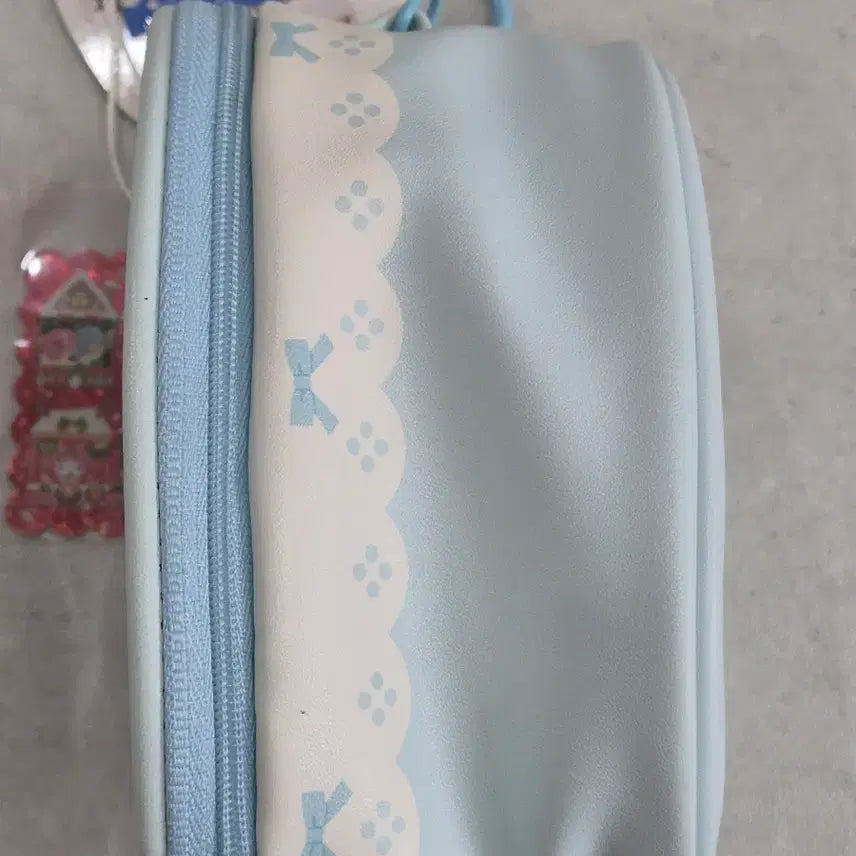 [BUNJANG] Sanrio Cinnamoroll Look Up Pouch / 산리오 요람 파우치 시나모롤 룩업 파우치 누이 파우치