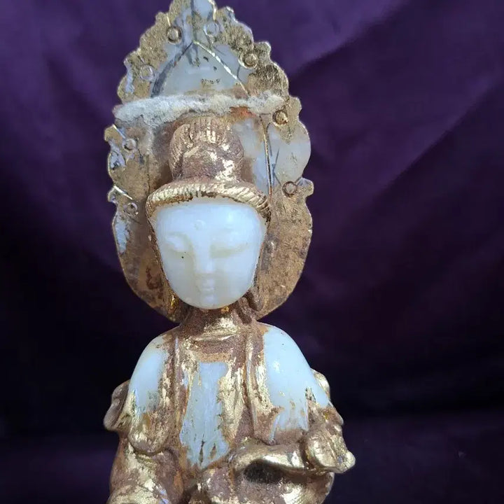 [BUNJANG] White Jade Guanyin Bodhisattva Statue / 백옥 관음보살