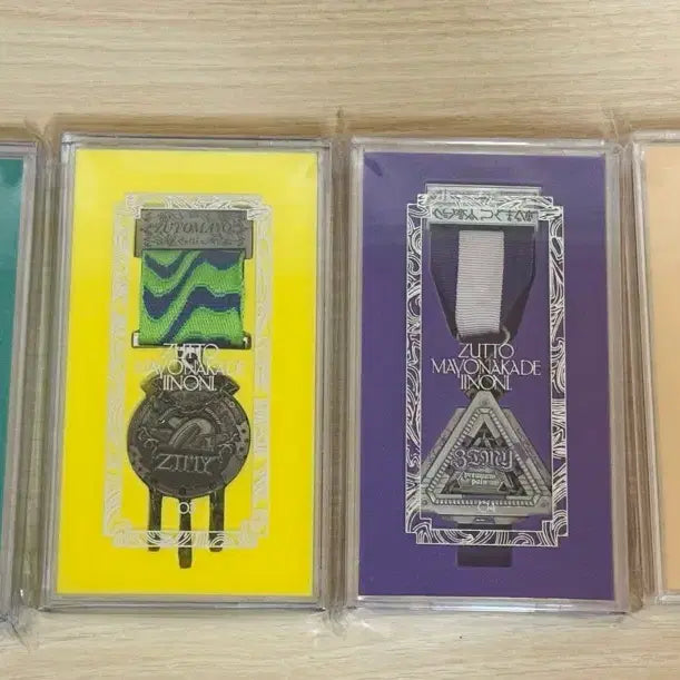 [BUNJANG] Zutto Mayoi Premium Badge Set / 즛토마요 프리미엄 훈장 세트