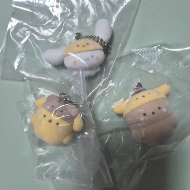 [BUNJANG] Sanrio Fuwa Fuwa Fluffy Mascot Keyring Cinnamoroll &amp; Pompompurin Bundle Set / 산리오 후와후와 플로키 마스코트 키링 시나모롤 폼폼푸린 일괄