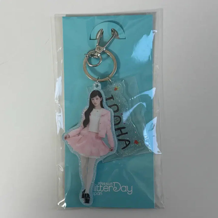 [BUNJANG] ILLIT IROHA Glitter Day Keyring Acrylic Japan Lucky Draw Photocard / 아일릿 이로하 글리터데이 키링 아크릴 일본 재팬 양도 포카