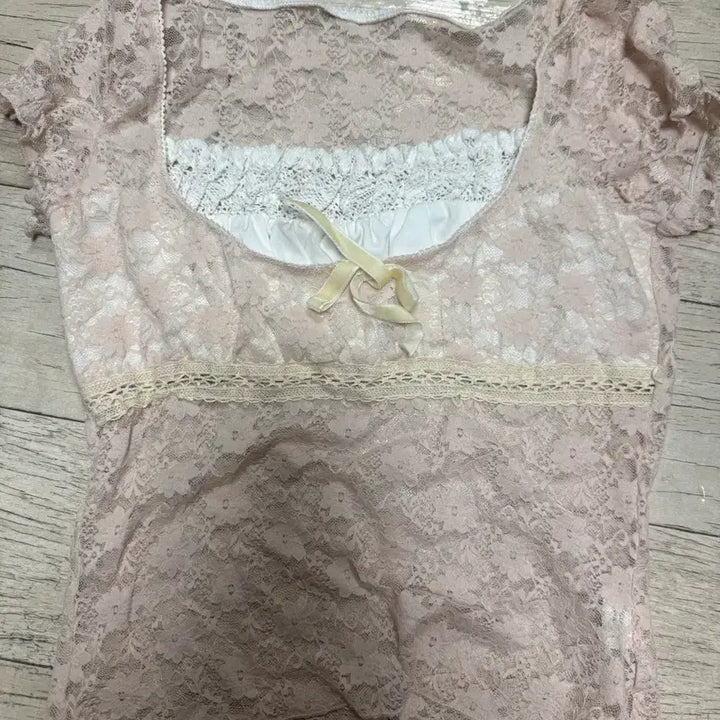 [BUNJANG] Ablley Lace Cream Flower Pattern See-Through Top 2pc Set &amp; Shirring Sleeveless Top 1pc / 에이블리 레이스 크림 플라워 패턴 시스루 탑 2개 민소매 셔링 나시 1개
