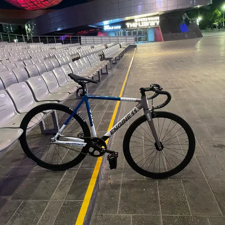 [BUNJANG] Engine11 Metal Blue Bicycle / 엔진11 메탈블루 급처