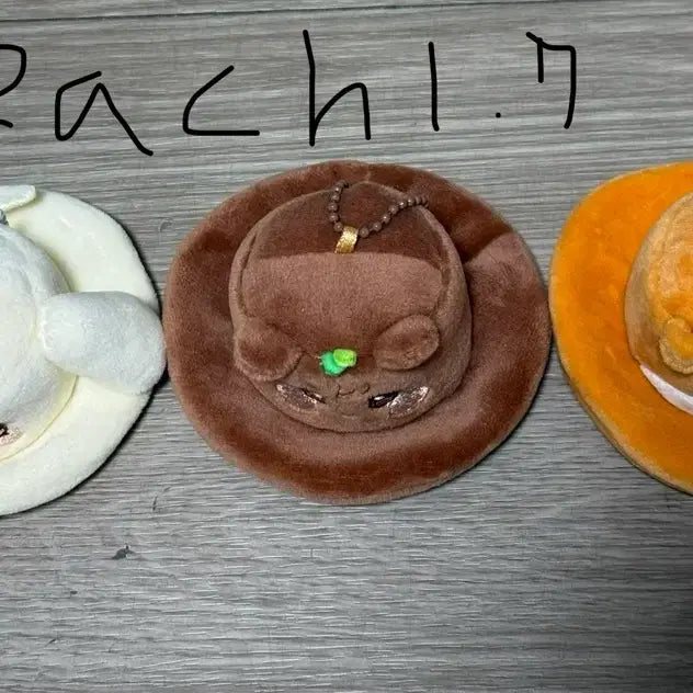 [BUNJANG] A.N.T.i.Z Zongbear Bucket Hat Keychain / 애니티즈 쭝라미 버킷햇 키링