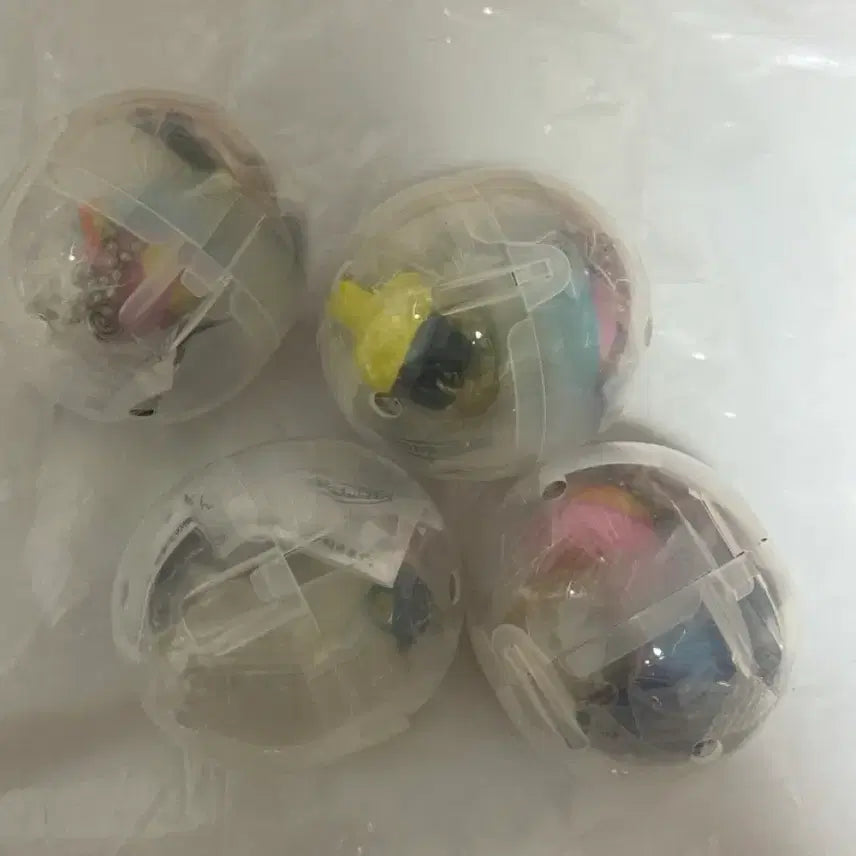 [BUNJANG] Tamagotchi UFO Gacha 4 Types + Mejirushi Set / [미개봉 세트]다마고치 UFO가챠 4종 + 메지루시 일괄