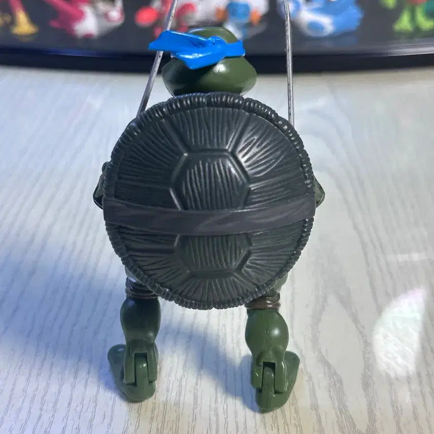 [BUNJANG] Teenage Mutant Ninja Turtles (TMNT) Leonardo Action Figure / [고전] 틴에이지 뮤턴트 닌자 거북이 (TMNT) 레오나르도 액션 피규어