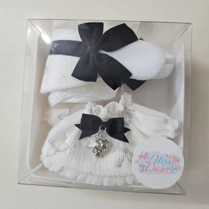 [BUNJANG] Lily Closet Pure Black + Bear Cream 10cm Doll Clothes Set / 릴리클로젯 퓨어블랙+베어크림 2종 (10cm 인형옷 솜옷)