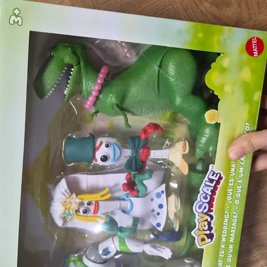 [BUNJANG] Disney Pixar Toy Story 5 Forky and Karen Wedding Figure Set (Includes Buzz, Rex) / 픽사 토이스토리5 포키, 카렌 웨딩 피규어 세트(버즈, 렉스 포함)