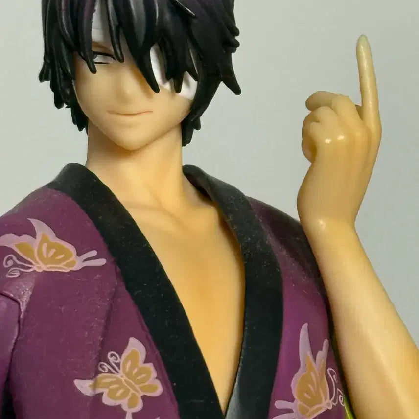 [BUNJANG] Gintama Figure (Unspecified Character) / 은혼 (이름까먹음) 피규어 판매합니다. (복근 보임)