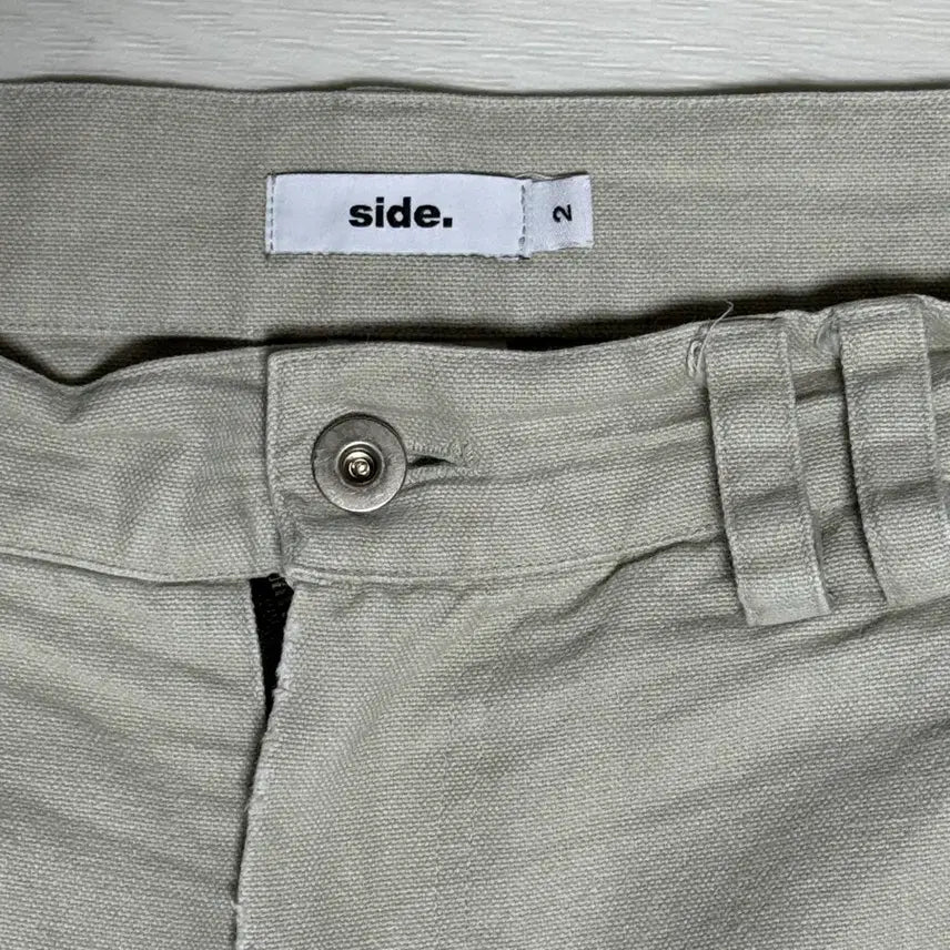 [BUNJANG] Side Service Layered Cargo Bermuda Pants Bone / 사이드서비스 레이어드 카고 버뮤다 2 bone