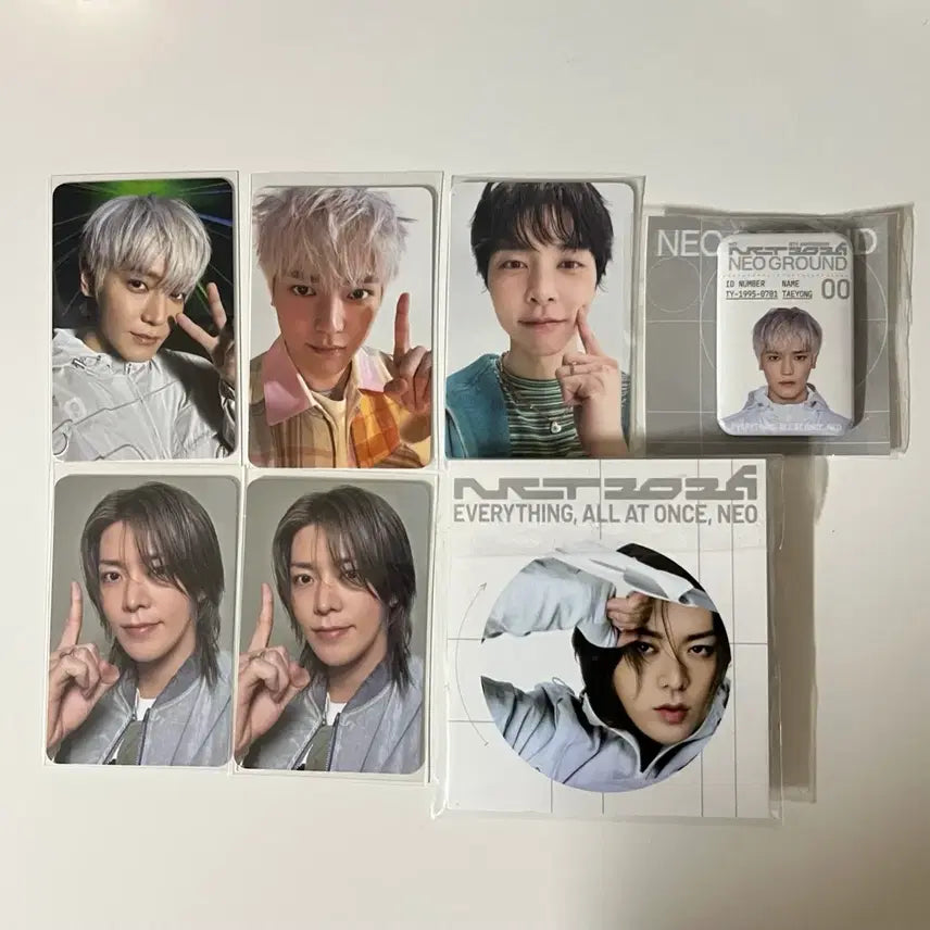 [BUNJANG] NCT 127 Taeyong Johnny Yuta Popup ID Card Photo Badge Set / 엔시티 127 태용 쟈니 유타 팝업 5만원 트레카 id 포토 뱃지