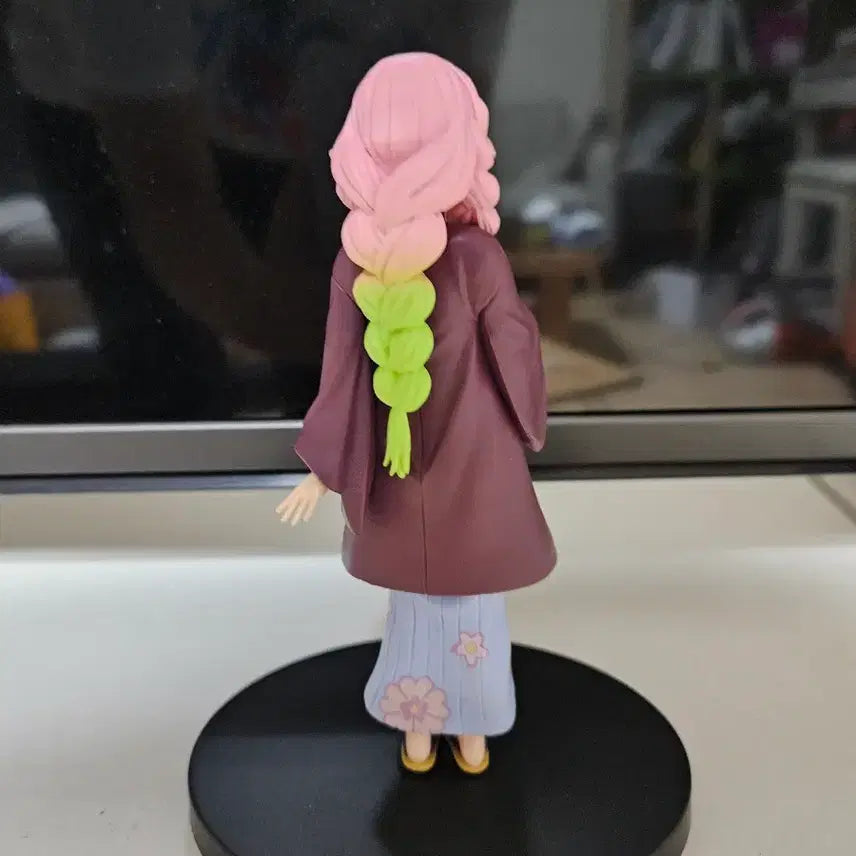[BUNJANG] Demon Slayer Mitsuri Figure / 귀멸의 칼날 미츠리