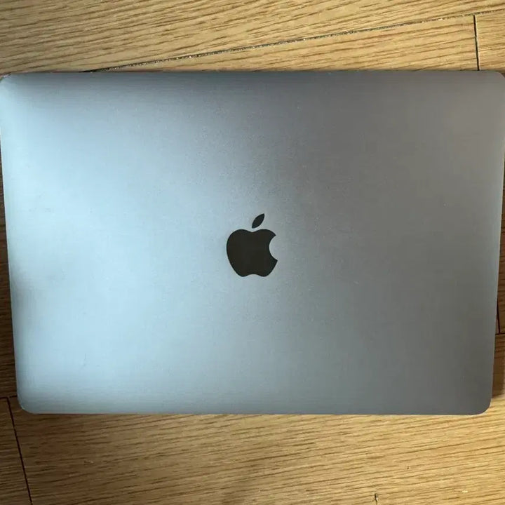 [BUNJANG] Apple MacBook Air M1 13-inch Space Gray / 맥북 에어 m1 13인치 스페이스 그레이
