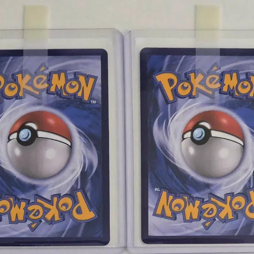 [BUNJANG] Pokemon Card Pikachu Promo Cards (2 types) / 포켓몬카드 중판 25주년 피카츄 프로모 카드 3종