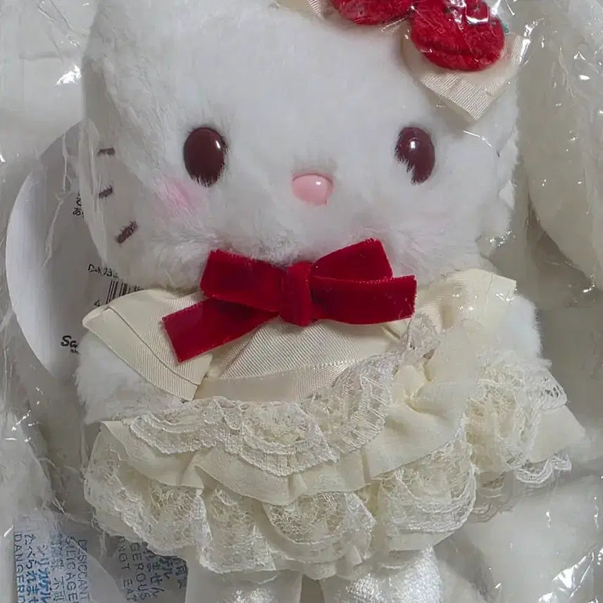 [BUNJANG] Sanrio Shortcake Kitty Mascot Doll Keychain / 산리오 쇼트케이크 키티 마스코트 인형 키링