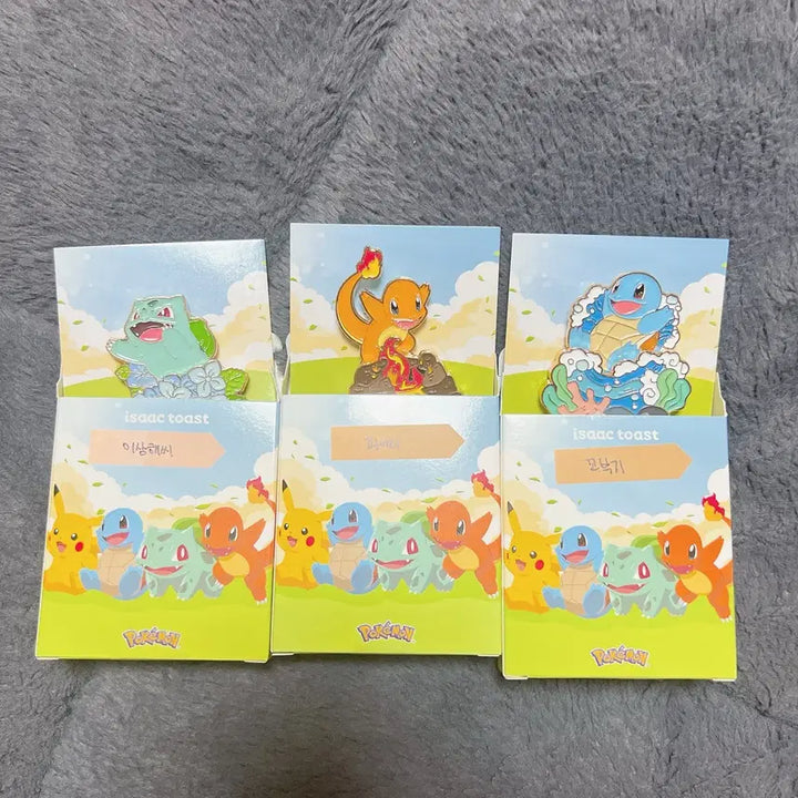 [BUNJANG] Pokemon Starters 3종 (Bulbasaur, Charmander, Squirtle) Badge Set - Unsealed / (개봉) 이삭_포켓몬뱃지 스타팅3종 (이상해씨/파이리/꼬부기) + 쇼핑백