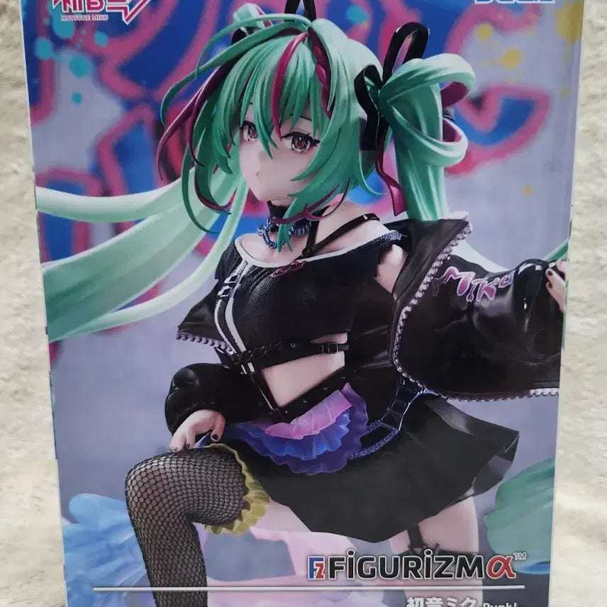 [BUNJANG] Hatsune Miku Punk Ver. SEGA FIGURIZMα Figure (Sealed) / [ 미개봉/정품 ] 하츠네 미쿠 피규어 팝니다. !