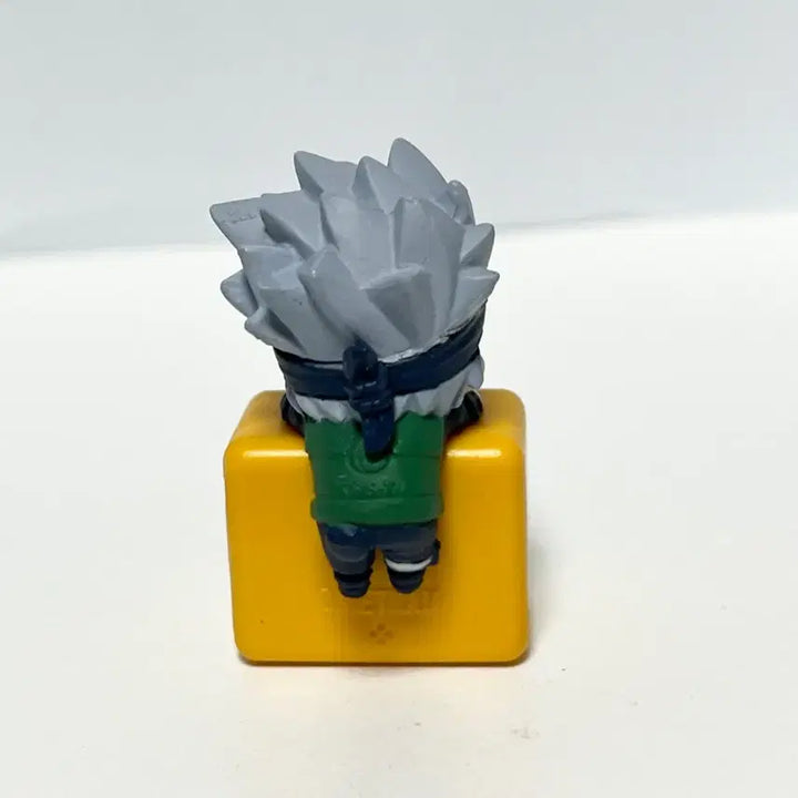 [BUNJANG] Kakashi Earphone Jack Figure Charm - Naruto Hyper Collection / 카카시 이어폰잭 피규어 이어폰꽂이 나루토 히퍼 고전 가챠 미니