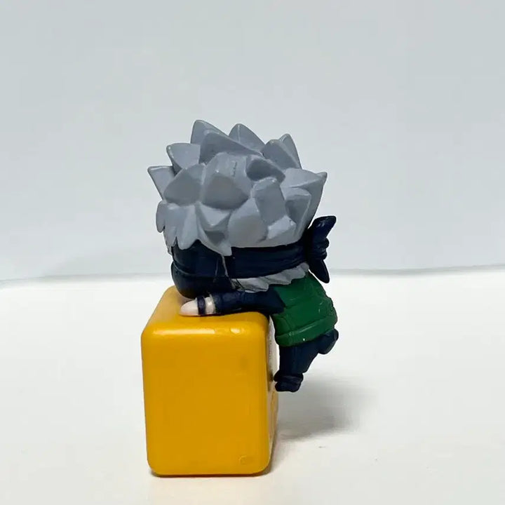 [BUNJANG] Kakashi Earphone Jack Figure Charm - Naruto Hyper Collection / 카카시 이어폰잭 피규어 이어폰꽂이 나루토 히퍼 고전 가챠 미니
