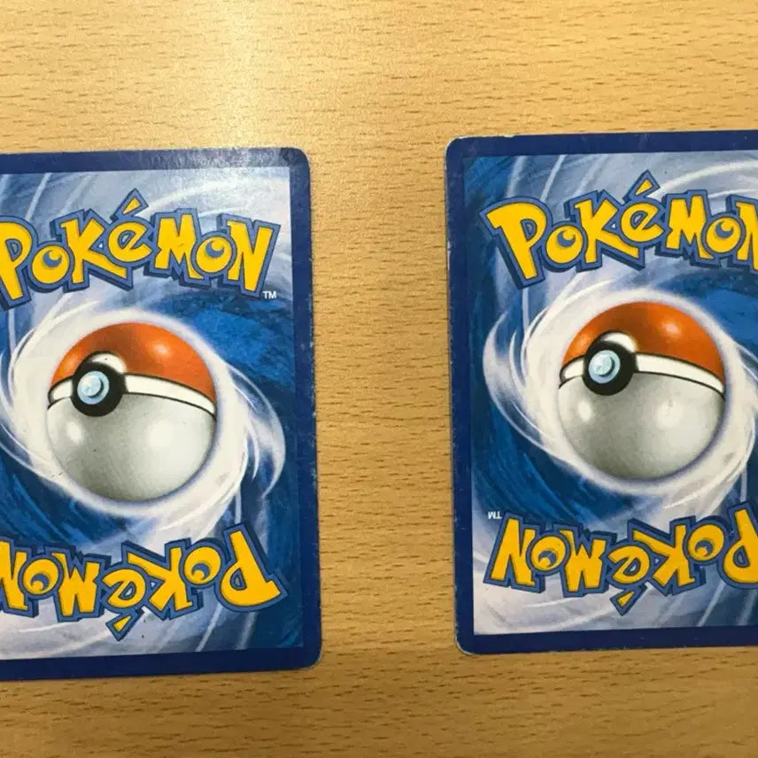 [BUNJANG] Charizard Full Art Illustration Trading Card / 세레비 풀일러스트 두장팝니다
