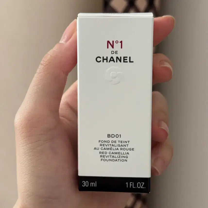 [BUNJANG] Chanel N°1 Red Camellia Foundation BD01 / (미개봉 새상품) 샤넬 레드 까멜리아 파운데이션 BD01