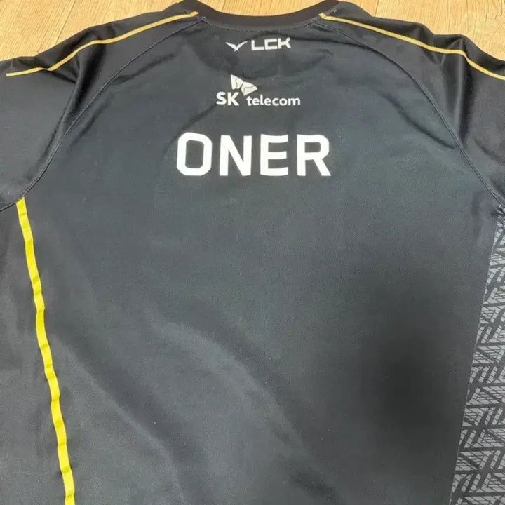 [BUNJANG] T1 Worlds 2023 Oner Signed Player Jersey 2XL / 티원 월즈 2023 유니폼 2XL t1 oner 오너 마킹 롤드컵