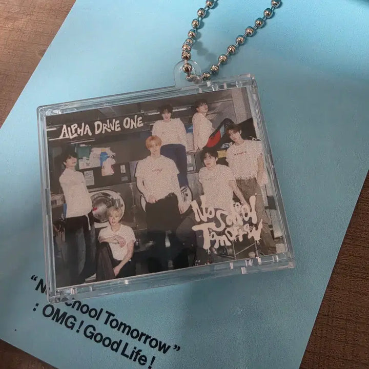 [BUNJANG] Alpha Drive One No School Tomorrow CD Charm / 마지막 1개) 엠카 알파드라이브원 노스쿨 공식 키링 ald1