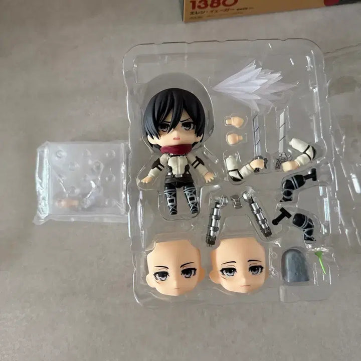 [BUNJANG] Attack on Titan Mikasa Ackerman Final Nendoroid Figure / 진격의거인 미카사 파이널 넨도로이드 2001 판매