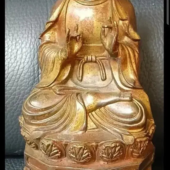 [BUNJANG] Ancient Buddha Statue / 연대를  알 수 없는 고대 불상.