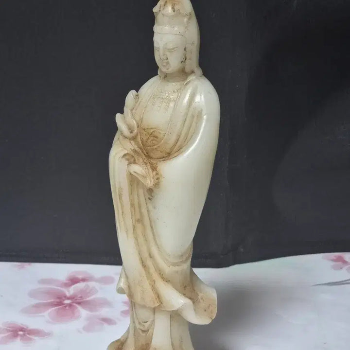 [BUNJANG] Vintage Guan Yin Bodhisattva Statue / 아주 빈티지한 느낌의 관음보살상